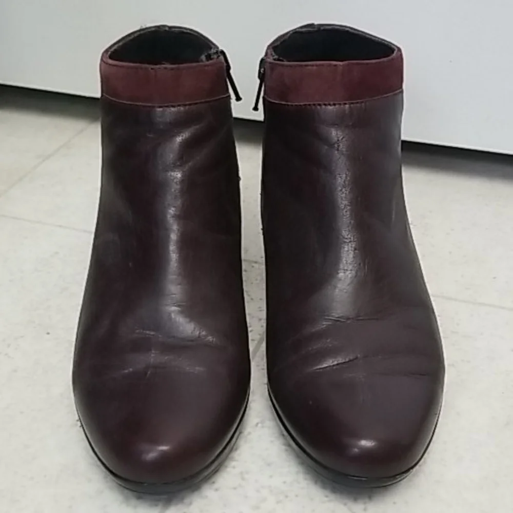 MUNRO burgundy ankle booties leather hope Size 8